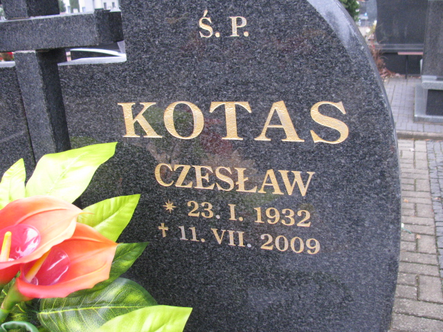 Czesław Kotas 1932 Herby - Grobonet - Wyszukiwarka osób pochowanych