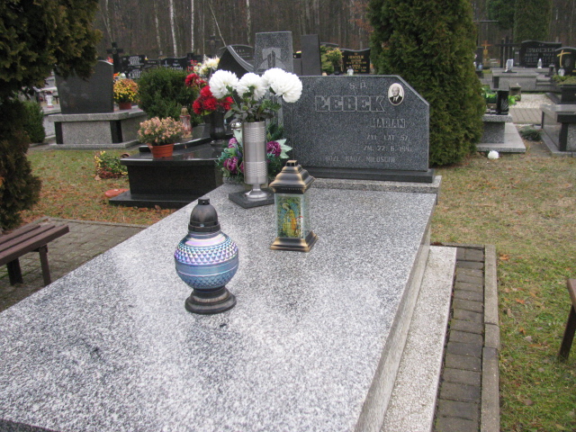 Grób Marian Łebek